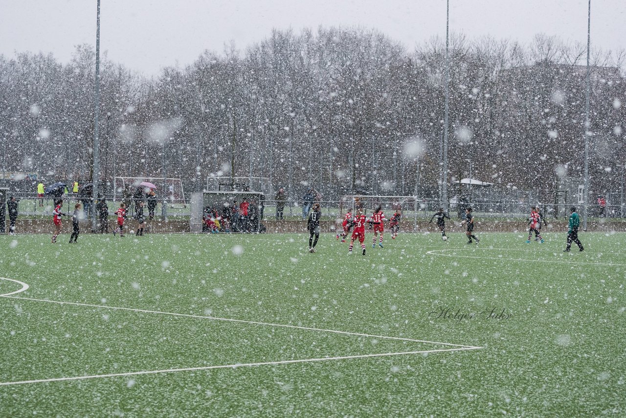 Bild 293 - wBJ Altona 93 - Eimsbuettel : Ergebnis: 1:5